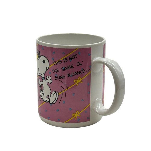 Snoopy Peanuts Pink Happy Birthday Coffee Cup Tea Mug Willits Vintage Gift - Picture 4 of 7